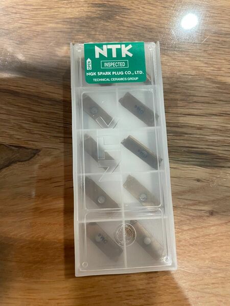 NTK CTDP20N DM4 チップです。 1箱10個入りの出品です。現在在庫は109枚あります。必要でしたらお知らせください。