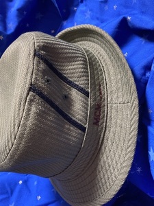 MCM 帽子　定形外　56.5センチ　バッグ　リュック　刺繍　ロゴ