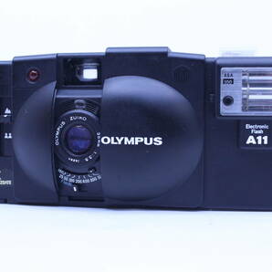 ★美品★OLYMPUS オリンパス XA3+A11 35mm F3.5 ポケットに入る小さく可愛いレトロなコンパクトフィルムカメラです！OK6295の画像1