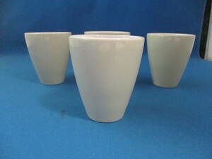 ◆小さめ フリーカップ 湯呑 4個 径6.5㎝ 高さ7.5㎝ 貫入ある物あり ※汚れあり tm2307-20-14