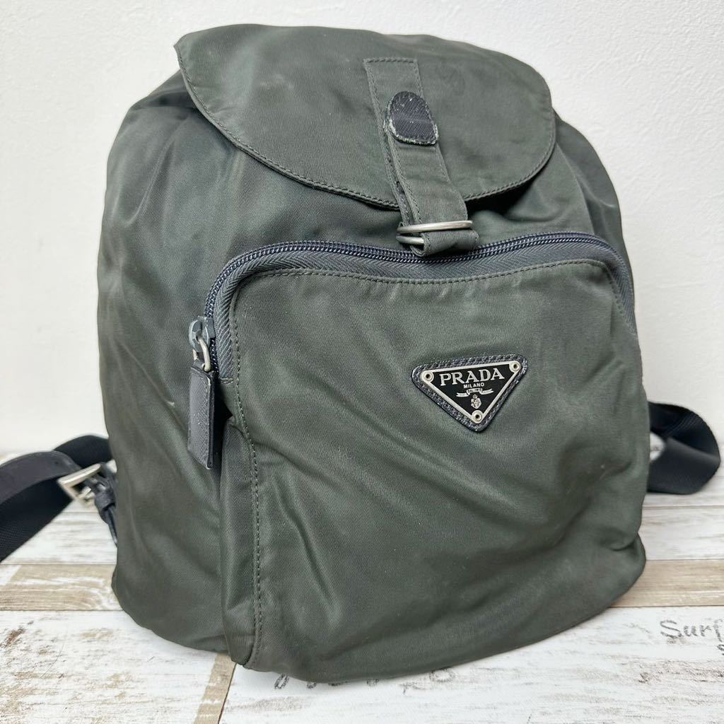 ヤフオク! -「プラダ リュック カーキ」の落札相場・落札価格