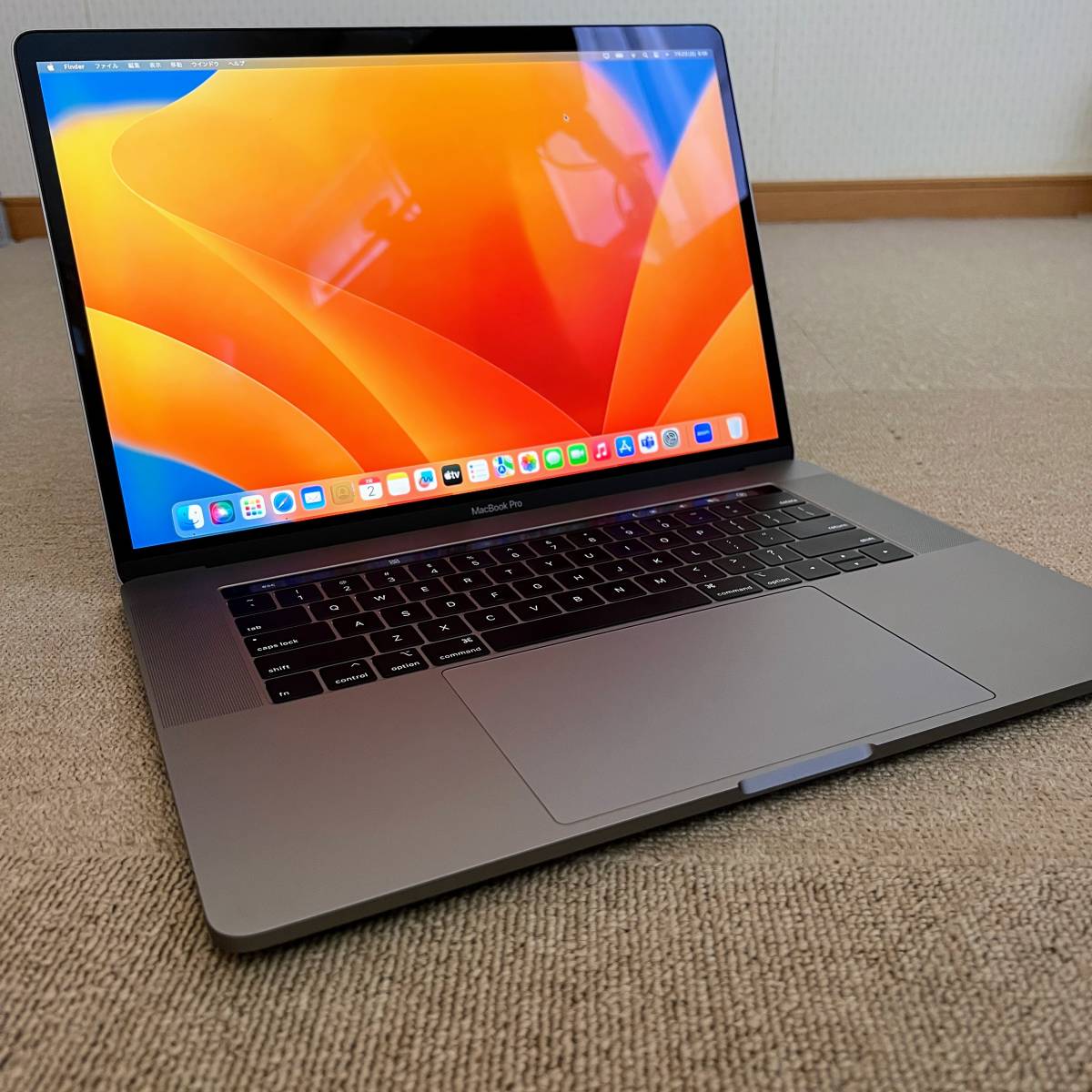 Macbook pro 2018 15inch シルバー 6コア 16GB 美品 東京販売 家電