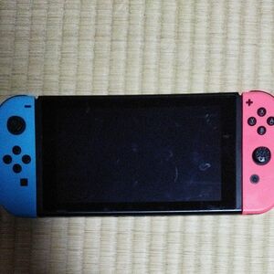 Nintendo Switch本体