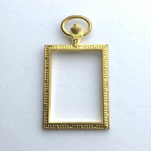 Art hand Auction Pocket watch empty frame*Rectangle Gold, hand craft, handicraft, beadwork, metal parts