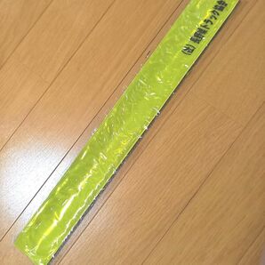 蛍光ベルト 2本セット!! ワンタッチでクルッと巻き付く!長さ:40cm 交通事故防止に!