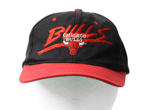 90s 当時物 ■ シカゴ ブルズ ベースボール キャップ フリーサイズ / 古着 90年代 オールド 帽子 NBA BULLS オフィシャル バスケ 2トーン_画像2