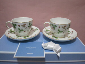 新品　Wedgwood／ウェッジウッド　ワイルドストロベリー　ペアカップ＆ソーサー（リー）