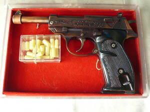 (^^♪ six shooter WALTHER P38