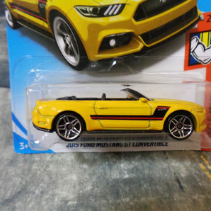 ホットウィール 2015 フォード マスタング GT コンバーチブル  Hot Wheels 2015 FORD MUSTANG GT CONVERTIBLE    ///(63)の画像2