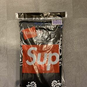 Supreme × Hanes 希少 XXL Bandana Tagless Tees BLACK 黒 ブラック シュプリーム ヘインズ バンダナ ペイズリー Tシャツ 新品の画像2