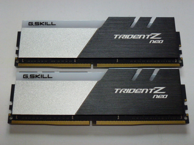 驚きの価格 新品未開封 DDR4-3600MHz 32GBx2枚 (合計64GB) PCパーツ