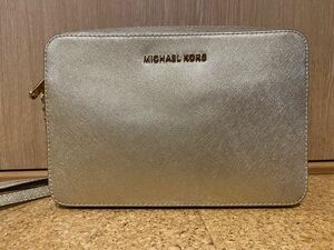 MICHAEL KORS ショルダーバッグ　GOLD