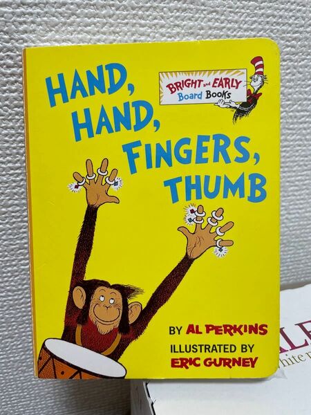 Hand Hand Fingers Thumb (Bright & Early Board Books)