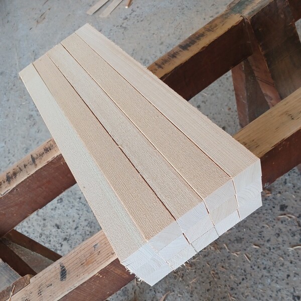 角材-714【52.5×3.5×3cm】 国産ひのき 角材 15本セット 工作 枠組み 一枚板 桧 檜 DIY