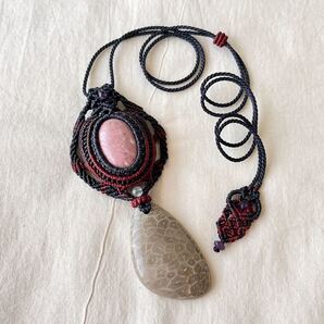 ピーモンタイトとフォッシルコーラルのペンダント (PEー394)