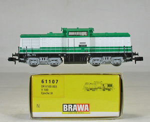 BRAWA #61107 ＤＤＲ （旧東ドイツ国鉄） ＢＲ Ｖ１００試作 ディーゼル機関車 （グリーン／ホワイト）３００輌限定品　 ● 特価訳あり ●