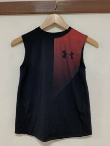 も1147 UNDER ARMOUR アンダーアーマー ノースリーブシャツ YSM キッズ ブラック 130cm トレーニングシャツ ドライ 速乾