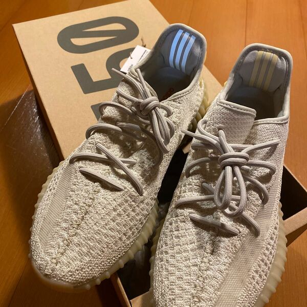 アディダス イージー YEEZY BOOST 350 V2 ライト light