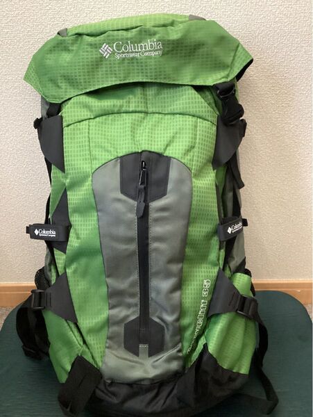 コロンビア Columbia 登山リュック Greycliff グレイクリフ 35L