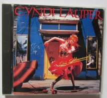 【送料無料】Cyndi Lauper She's So Unusual シーズ・ソー・アンユージュアル シンディ・ローパー 日本盤 25・8P-5092 歌詞・対訳・解説_画像1