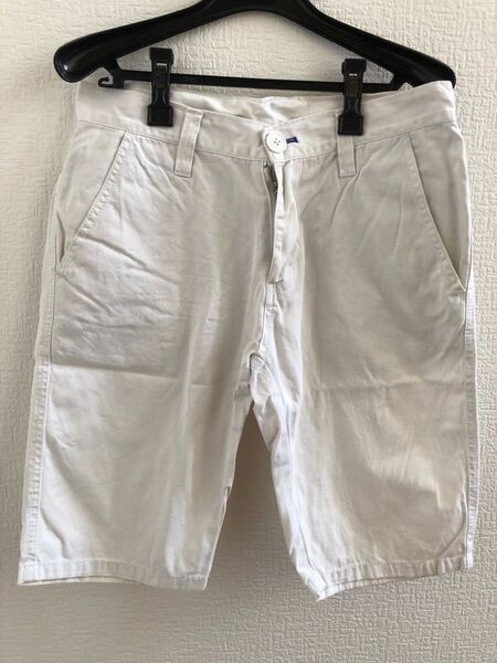 値下げ メンズ 白色 ショートパンツ Mサイズ 古着 使用感有り