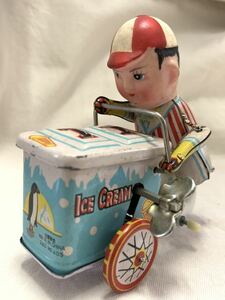  China retro tin plate toy ice cream shop san (zen my operation OK)(60 size )