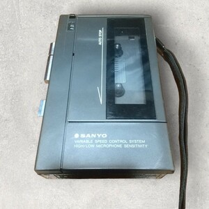 Sanyo カセットレコーダー Cassette Tape Recorder MR-51