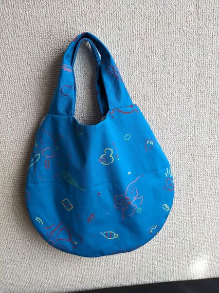 ふっくらバッグ 青色 ハンドメイド