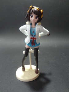  Suzumiya Haruhi ( зонт держать ver,) HGIF серии Suzumiya Haruhi no Yuutsu 3