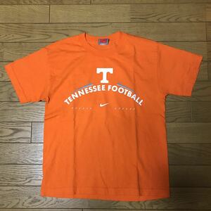 NCAA TENNESSEE FOOTBALL MEN’S SHORT SLEEVE T-SHIRTS(NIKE) size-XS(着丈58身幅46) 中古(美品) 送料無料 NCNR