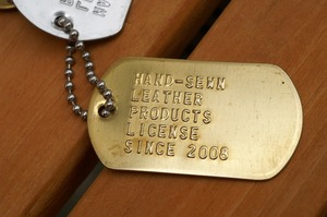 ドッグタグ オリジナル打刻 IDタグ ソリッドブラス 真鍮製 米軍認識票タイプ