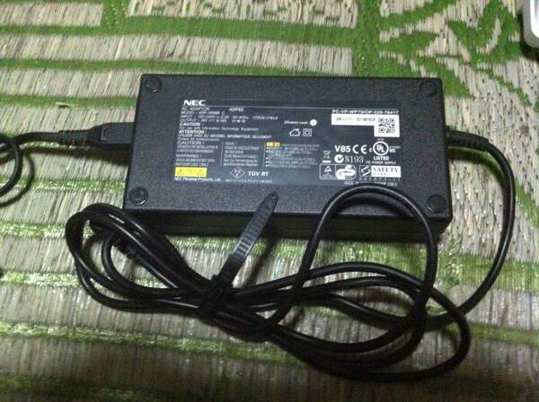 NEC ACアダプター ADP82/ADP