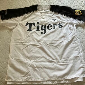 阪神タイガースオフィシャルファンクラブシャツ