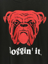 古着 90s USA製 「Doggin’it.」 犬 ブルドッグ BIG プリント 100％コットン Tシャツ 黒 XL 古着_画像2