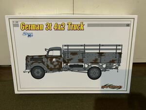 【1/35】ドラゴン ドイツ軍 オペルブリッツ 3tトラック 未使用品 プラモデル