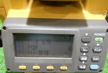 ジャンク品　TOPCON トプコン GPT-3005WF トータルステーション バッテリー 2コ 充電器_画像4