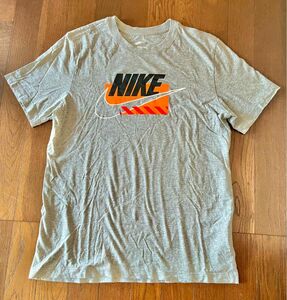 ナイキ　Tシャツ　Ｌサイズ　NIKE 半袖T シャツ　