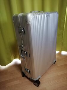 希少　リモワ RIMOWA TOPAS 932.77 スーツケース 104L