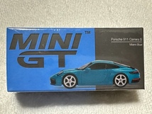 1/64 MINI-GT MGT00435-R RHD ポルシェ 911 992 カレラ S マイアミブルー 右ハンドル Porsche Carrera S Miami Blue ミニGT_画像3