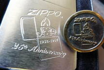 1993年★創立25周年レプリカ ZIPPO★＋同柄ピンズ_画像2