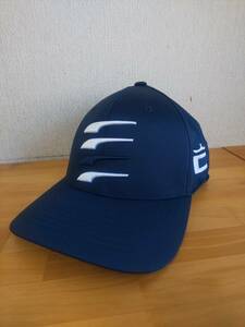 USプーマ コブラ ファウラー優勝記念 Moving day スナップバックCAP 紺特注刺繍入り