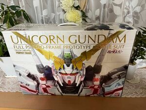 PG 1/60 RX-0 ユニコーンガンダム (機動戦士ガンダムUC) 開封済み　未組立　内袋未開封