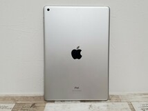Apple iPad Wi-Fiモデル 第7世代 128GB シルバー A2197 MW782J/A_画像2