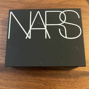 【美品】NARS ナーズ ライトリフレクティング プリズマティックパウダー 10g 限定色