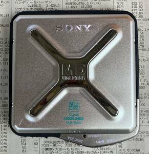 1998年　ヴィンテージ SONY MDウォークマン MZ-E44 本体のみ　ジャンク品　　送料無料