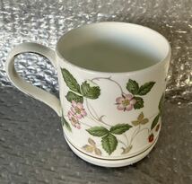 英国王室御用達　WEDGWOOD WILD STRAWBERRY タンカード　ヴィンテージ　マグカップ　送料無料_画像2