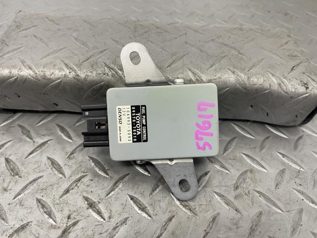 レクサス NX AYZ10 燃料 フューエル ポンプコンピュータ 89570-78010