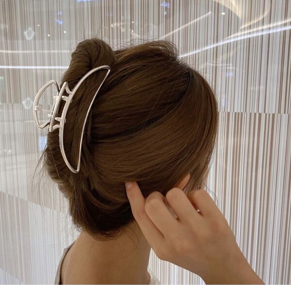 シルバー ヘアクリップ メタル かわいい バンスクリップ