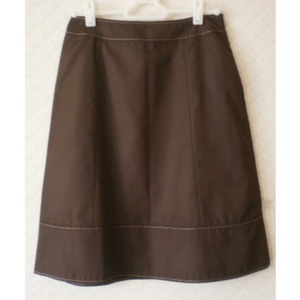 * tag attaching *NATURAL BEAUTY skirt knees height tea color 