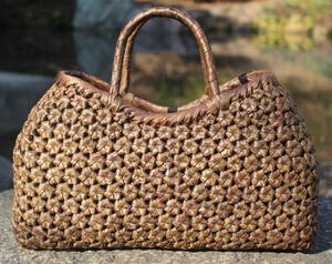  mountain . peach tree walnut hexagon flower .. braided mountain ... basket bag compact pouch 